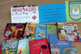 Jiezno gimnazija dėkoja Asseco už knygas